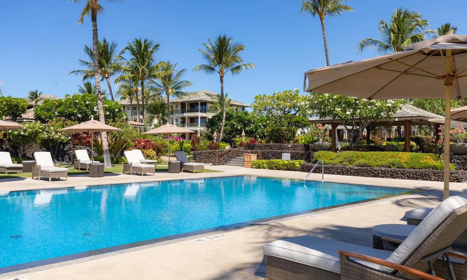 Hilton Pool Pass Included, Kolea - Stylish & Comfy Walk To Beach Patio Pool Gym Waikoloa
