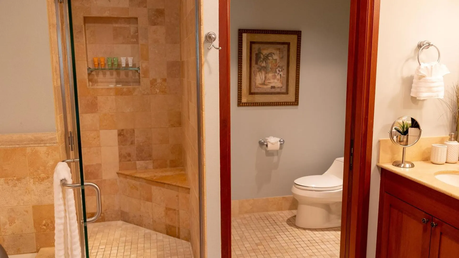 Holiday home Hilton Pool Pass Included, Kolea - Stylish & Comfy Walk To Beach Patio Pool Gym Waikoloa United States